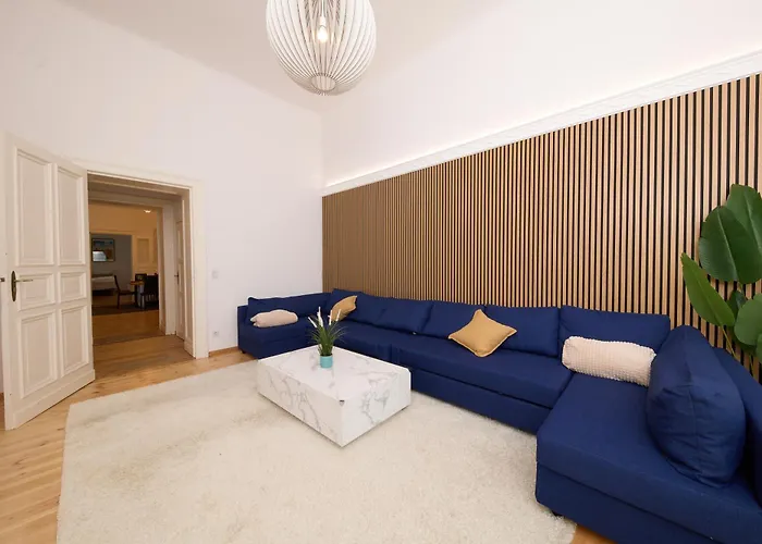 Naehe Schloss Bellevue - 95qm